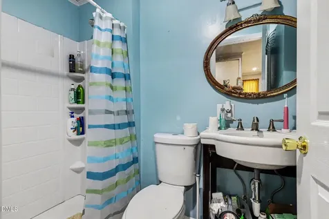 207 Oakland Drive Apex NC 27539