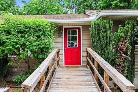207 Oakland Drive Apex NC 27539