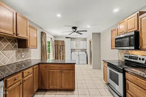 207 Oakland Drive Apex NC 27539
