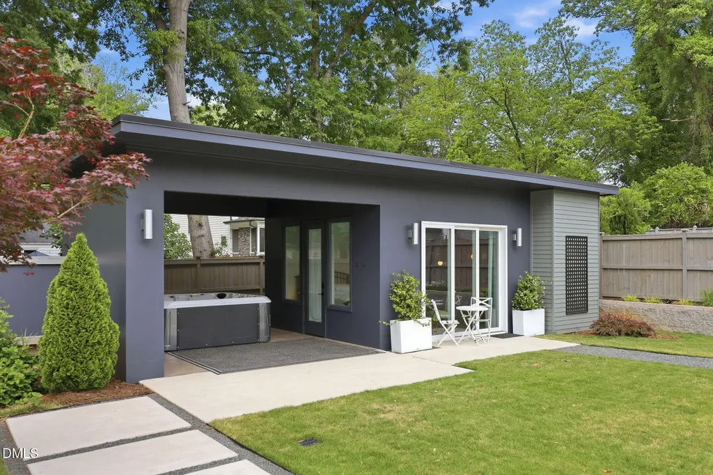 619 Glascock Street Raleigh NC 27604