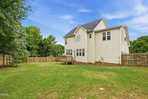 109 Highland Springs Lane Holly Springs NC 27540