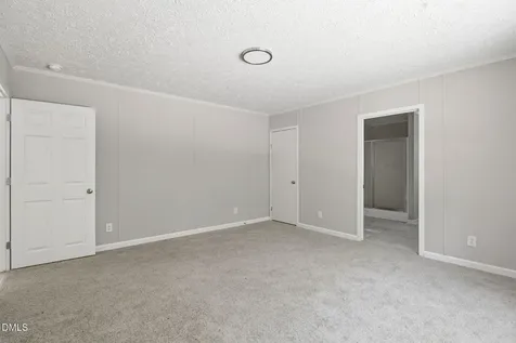 5249 Highpoint Drive Nashville NC 27856