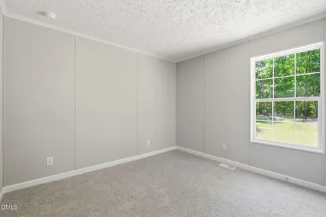 5249 Highpoint Drive Nashville NC 27856