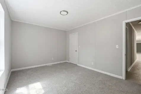 5249 Highpoint Drive Nashville NC 27856