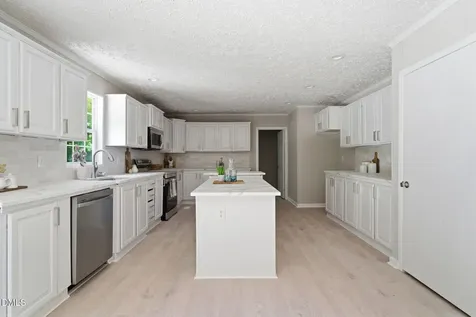 5249 Highpoint Drive Nashville NC 27856