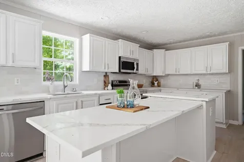 5249 Highpoint Drive Nashville NC 27856