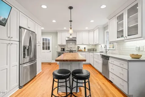 601 Ellynn Drive Cary NC 27511