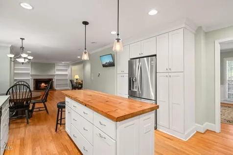 601 Ellynn Drive Cary NC 27511