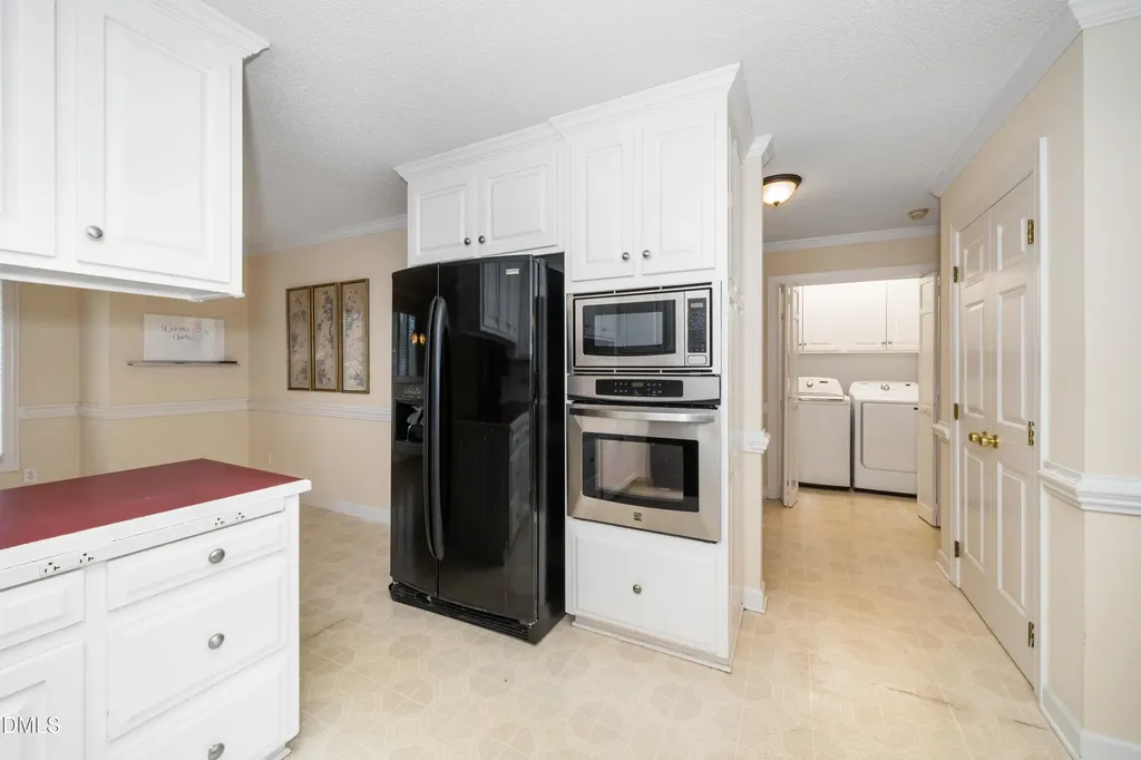 609 W Academy Street Fuquay Varina NC 27526