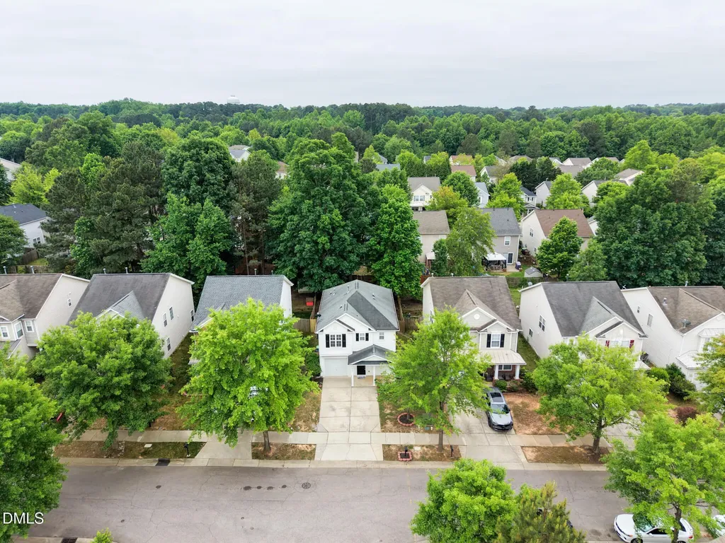 152 Trayesan Drive Holly Springs NC 27540