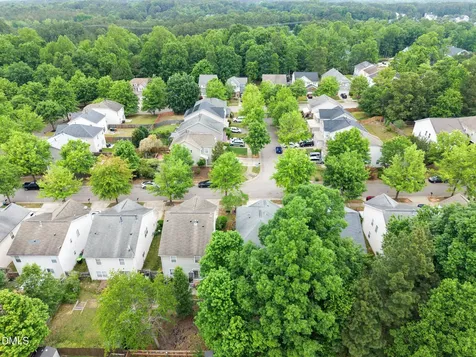 152 Trayesan Drive Holly Springs NC 27540