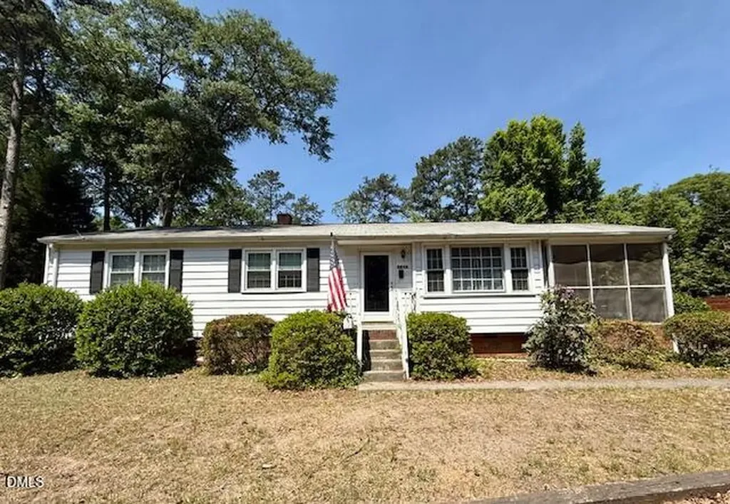 2305 Lora Lane Raleigh NC 27604