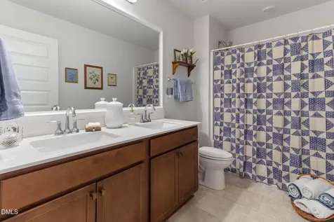 1727 Geyser Court Graham NC 27253