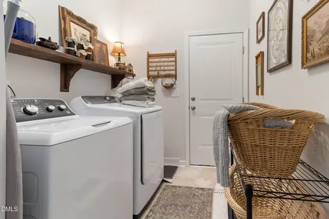 1727 Geyser Court Graham NC 27253