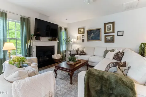 1727 Geyser Court Graham NC 27253