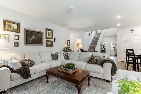 1727 Geyser Court Graham NC 27253