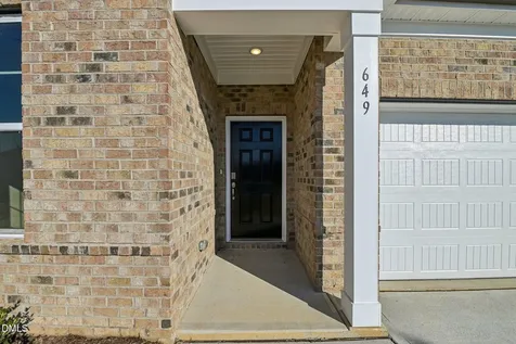 541 Hipwood Drive Zebulon NC 27597