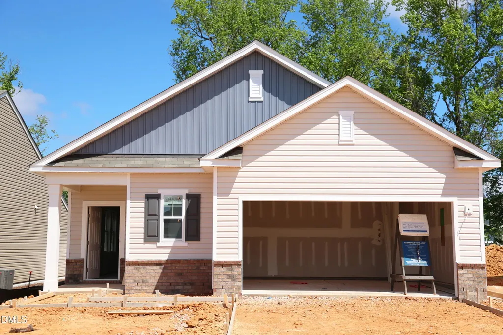 106 Oat Grain Court Clayton NC 27520