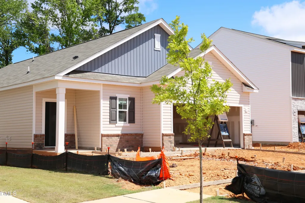 106 Oat Grain Court Clayton NC 27520