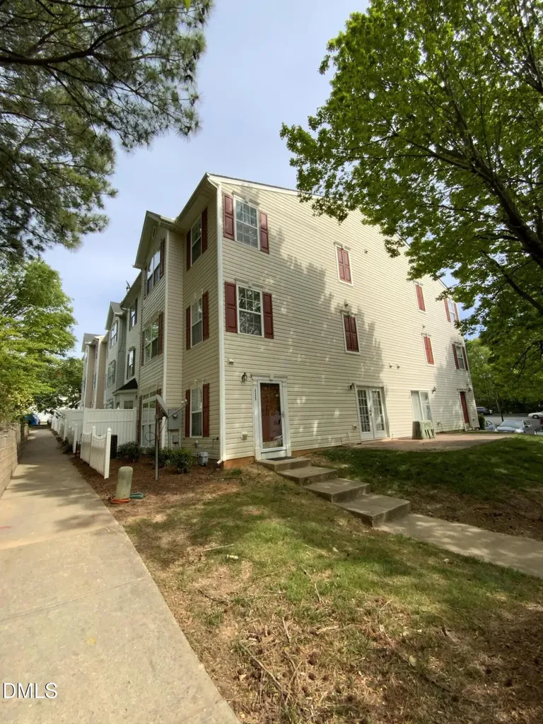 3021 Barrymore Street Raleigh NC 27603