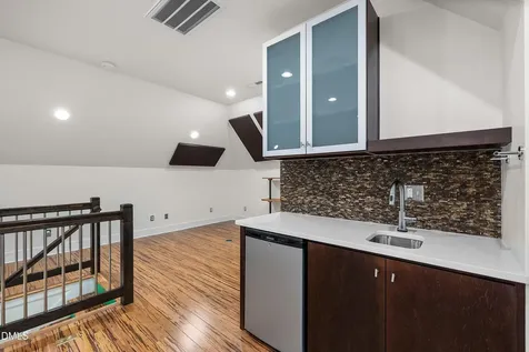 5707 Highcroft Drive Cary NC 27519