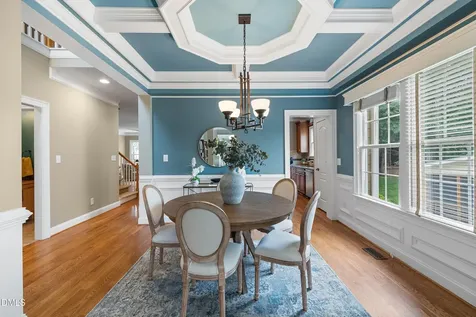 5707 Highcroft Drive Cary NC 27519