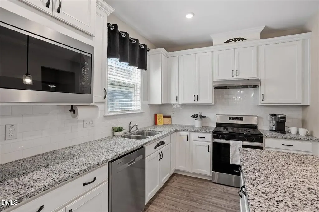 54 N Brookhollow Way Clayton NC 27520