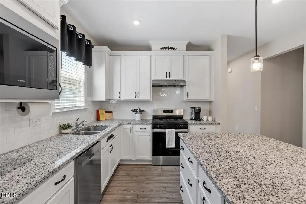 54 N Brookhollow Way Clayton NC 27520