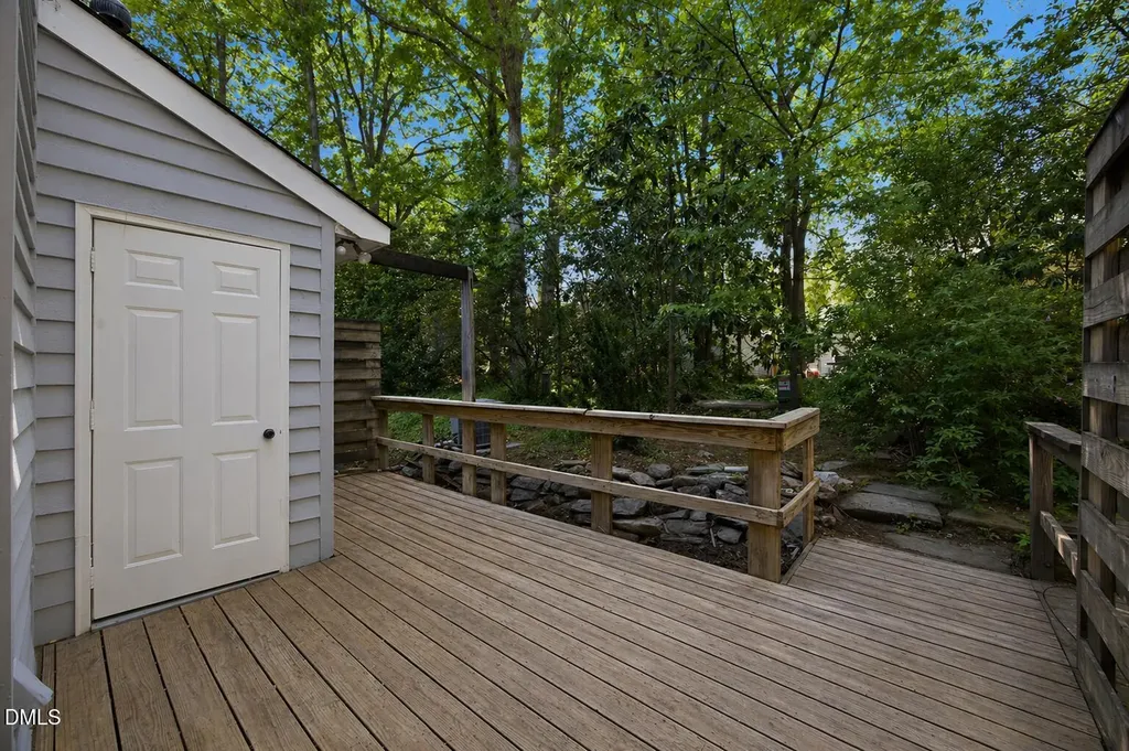 5749 Three Oaks Drive Raleigh NC 27612