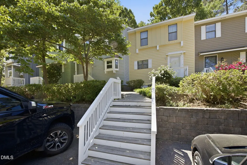 5749 Three Oaks Drive Raleigh NC 27612