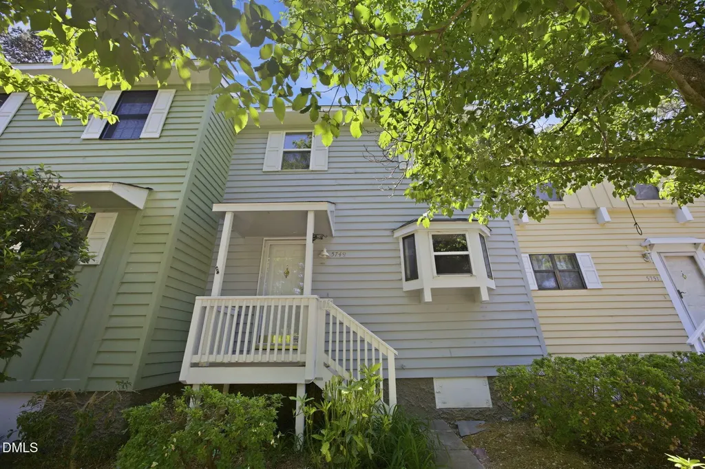 5749 Three Oaks Drive Raleigh NC 27612