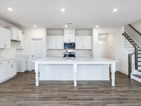 1609 Briar Brook Lane Zebulon NC 27597
