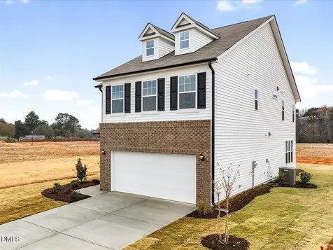 1609 Briar Brook Lane Zebulon NC 27597
