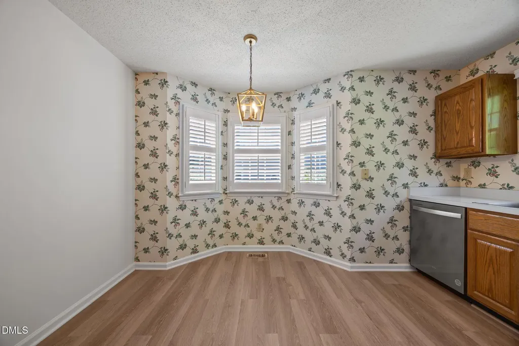 8321 Hempshire Place Raleigh NC 27613