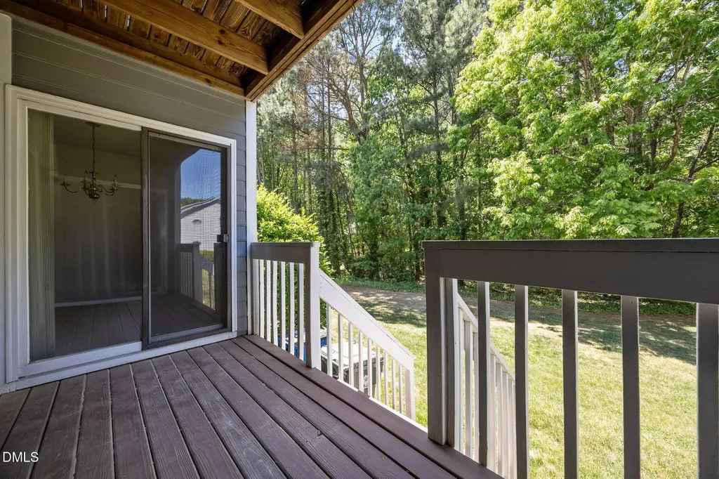 8321 Hempshire Place Raleigh NC 27613