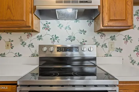 8321 Hempshire Place Raleigh NC 27613