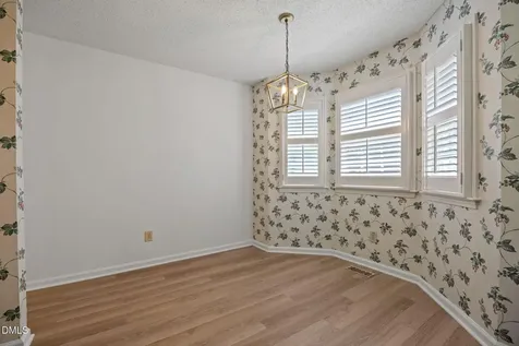 8321 Hempshire Place Raleigh NC 27613
