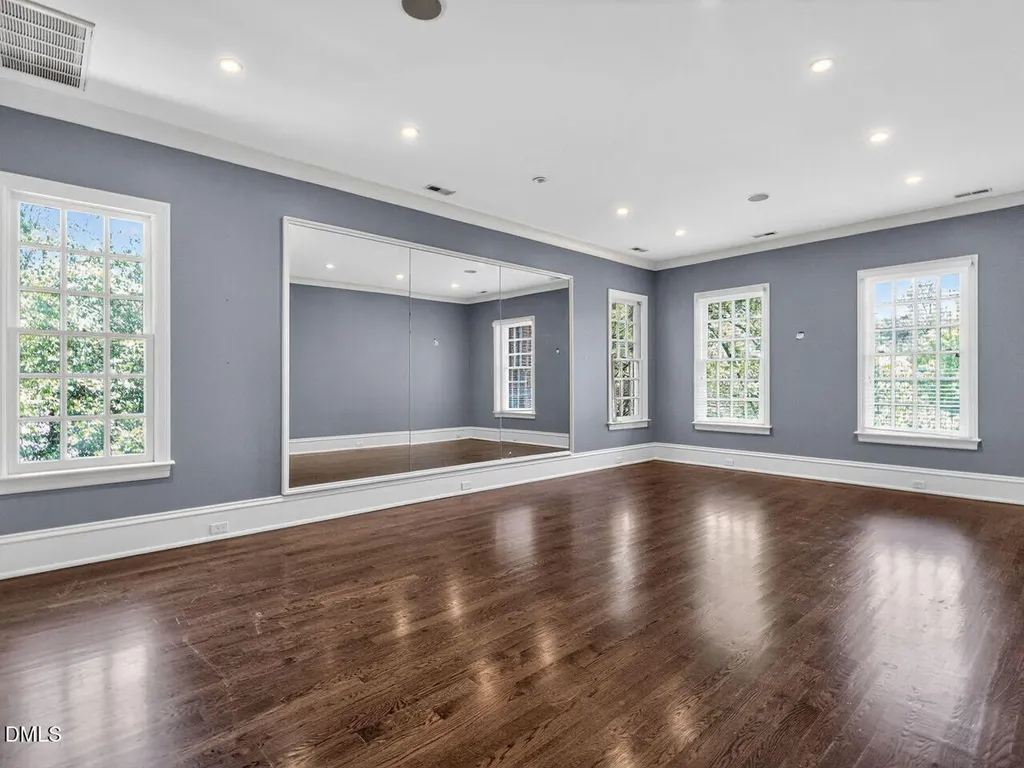 3309 White Oak Road Raleigh NC 27609