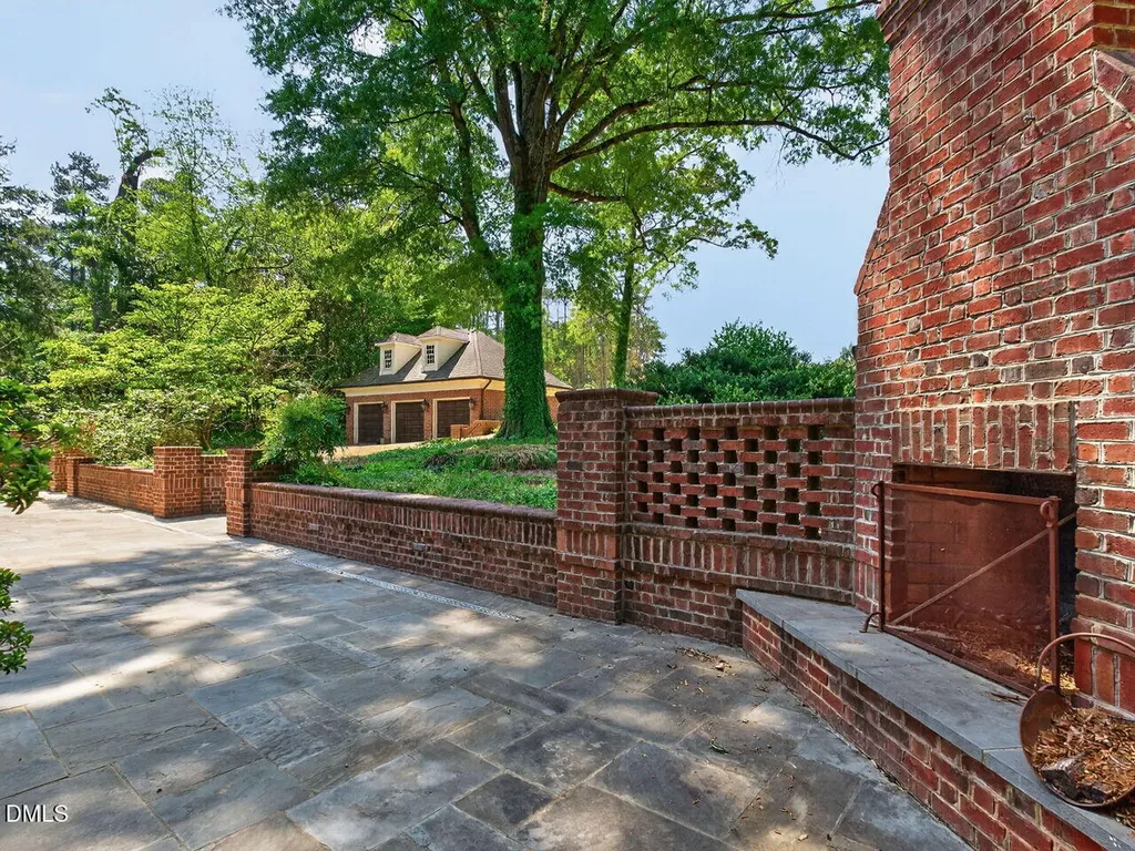 3309 White Oak Road Raleigh NC 27609