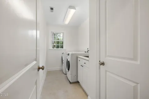 7219 Newport Avenue Raleigh NC 27613
