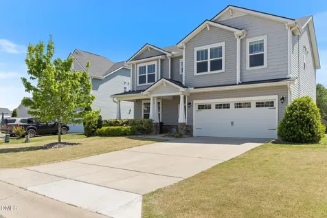 613 Golden Plum Lane Zebulon NC 27597