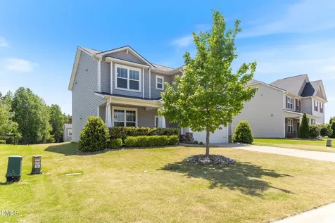 613 Golden Plum Lane Zebulon NC 27597