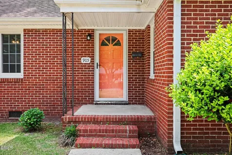 905 S Vermont Street Smithfield NC 27577