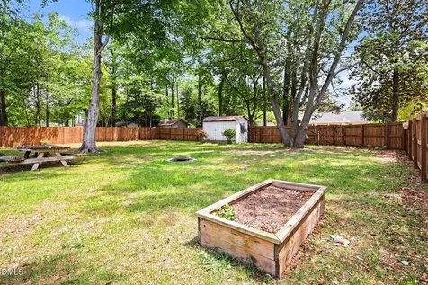 905 S Vermont Street Smithfield NC 27577