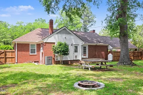 905 S Vermont Street Smithfield NC 27577
