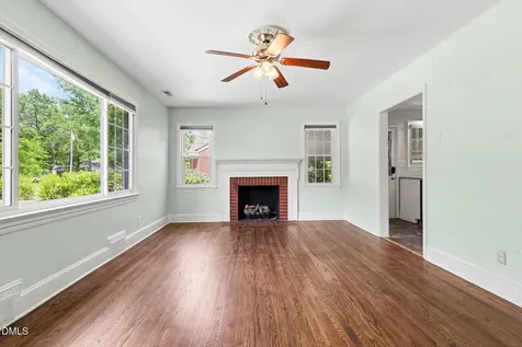 905 S Vermont Street Smithfield NC 27577