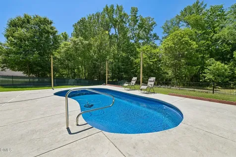 3924 Fox Grove Trail Greensboro NC 27406