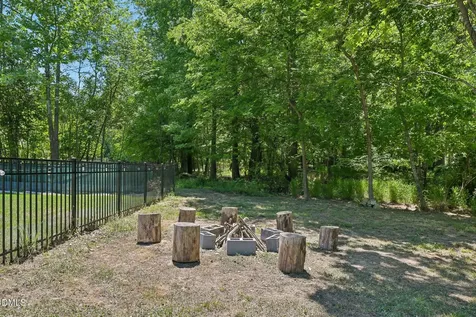 3924 Fox Grove Trail Greensboro NC 27406