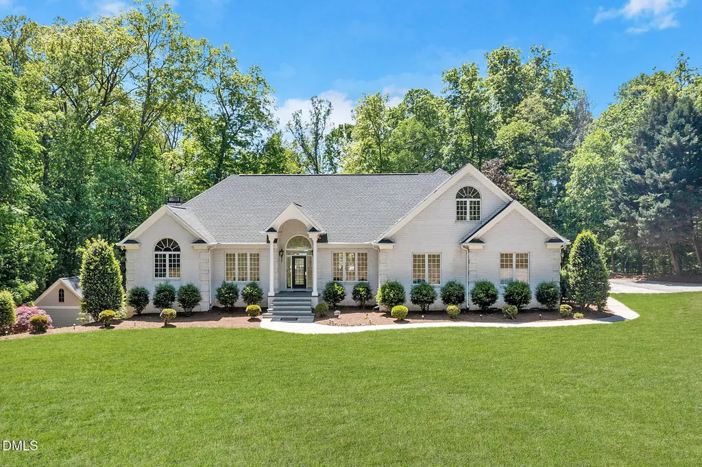 1002 Pleasant Drive Mebane NC 27302