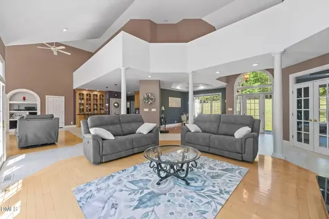 1002 Pleasant Drive Mebane NC 27302